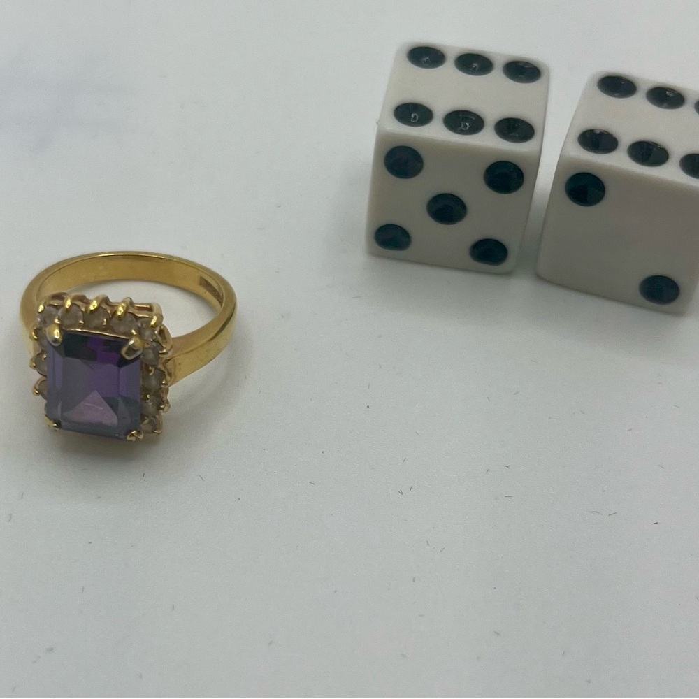 Vintage Lind purple cocktail ring 14k hge gold tone - Picture 2 of 11